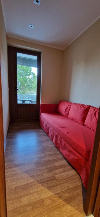 1-Zimmer Appartment In Aprilia Marittima Mit Gemeinschaftspool Exteriér fotografie